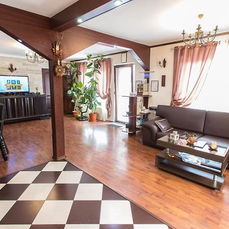 Pension Casa Wenge Sinaia Buitenkant foto