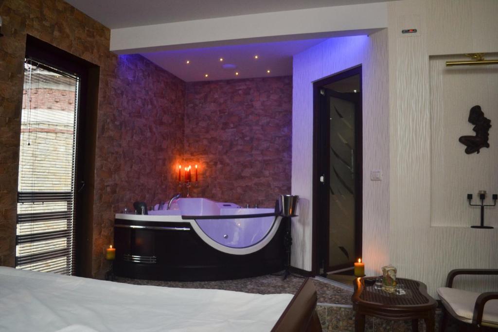 Pension Casa Wenge Sinaia Kamer foto