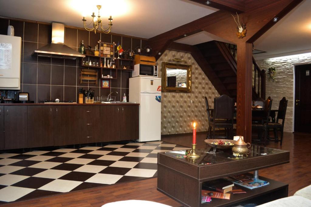 Pension Casa Wenge Sinaia Buitenkant foto
