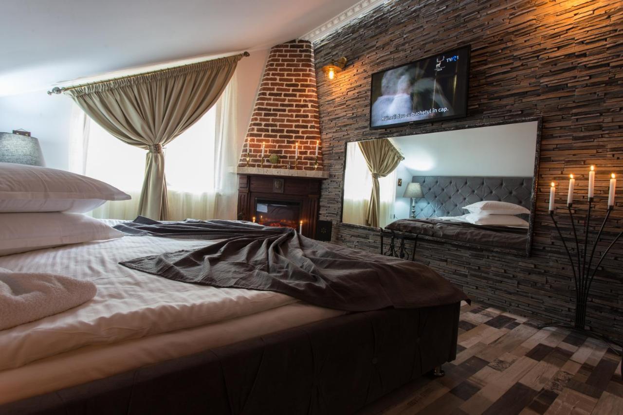 Pension Casa Wenge Sinaia Buitenkant foto