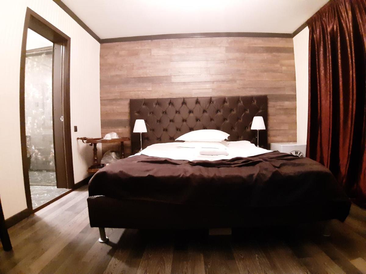 Pension Casa Wenge Sinaia Buitenkant foto
